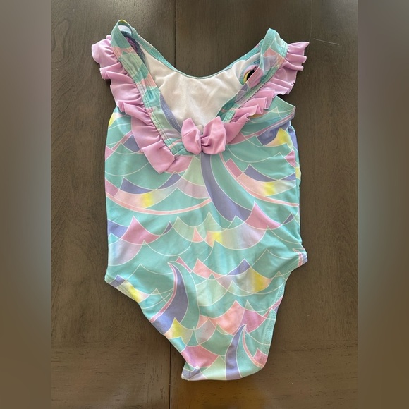 Lot of 4 Vibrant One Piece Swimsuits size 4T - Picture 12 of 13